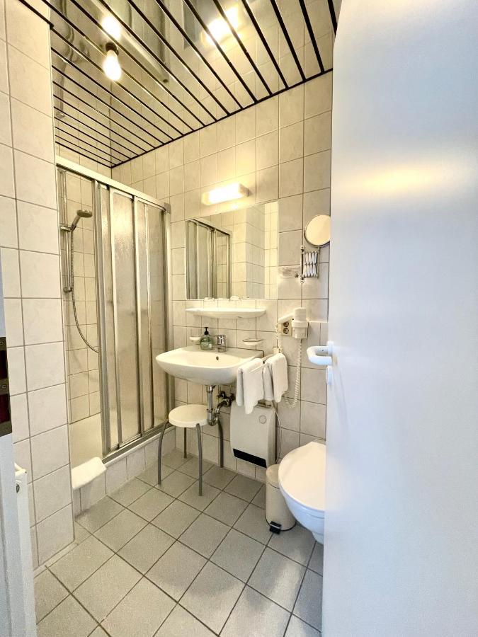 Hotel Saarburger Hof Esterno foto