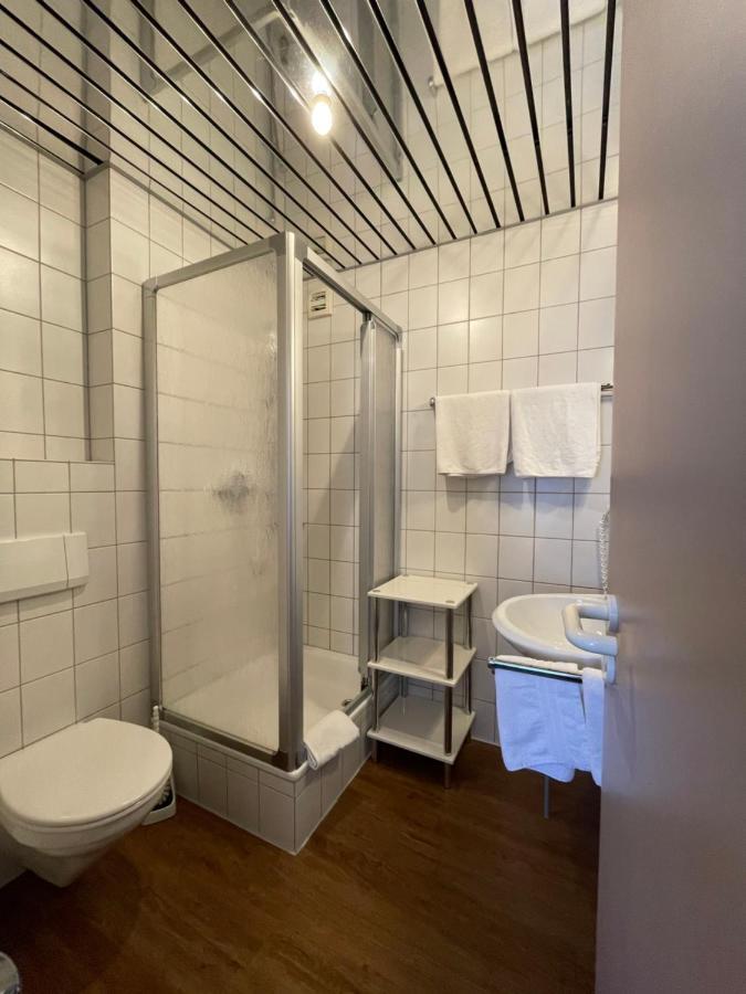 Hotel Saarburger Hof Esterno foto