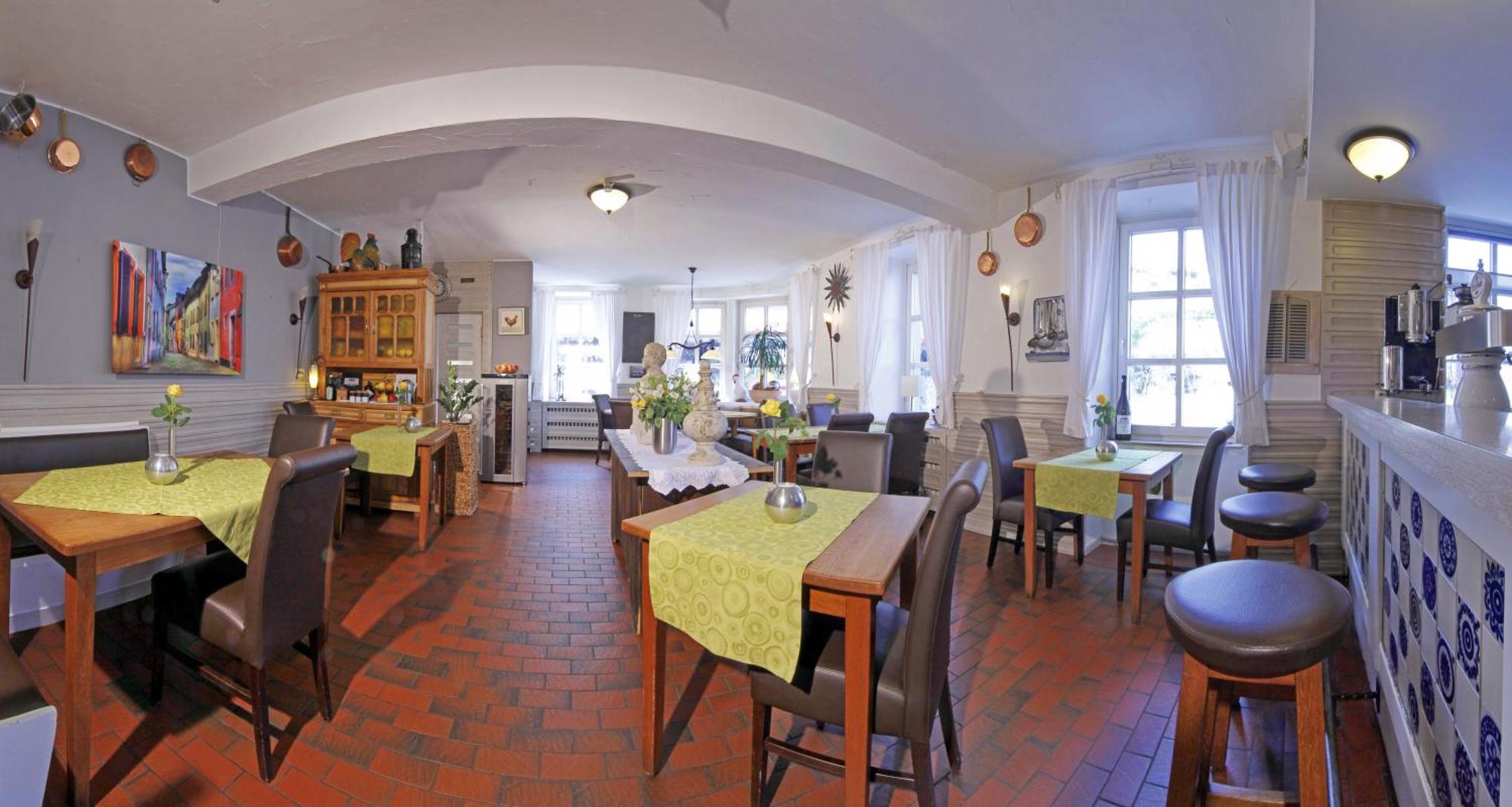 Hotel Saarburger Hof Esterno foto